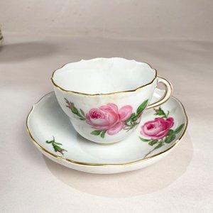 Juego de Loza con Flores Rosas: Cafetera, Azucarero, 5 Tazas y 5 Platos - imagen 4