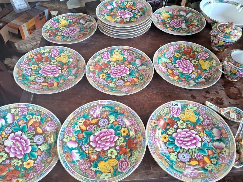 Porcelana y Cerámica Chinesa con Diseño Floral - imagen 9