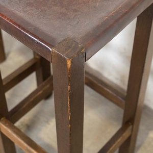 Par de Taburetes Altos de Madera con Asientos de Suela - imagen 2