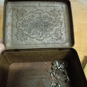 Lote de Cajas Metálicas Vintage y Cajitas de Agujas para Inyección - imagen 3