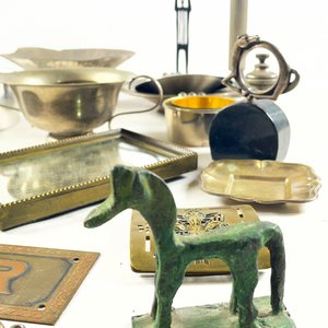 Lote de Objetos Decorativos y Coleccionables Varios - imagen 4