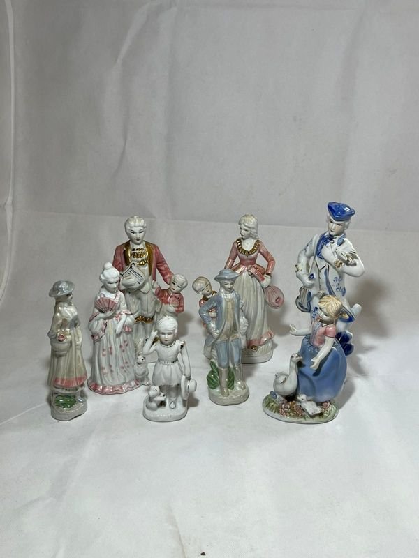 Figuras decorativas coleccionables de porcelana - imagen 2