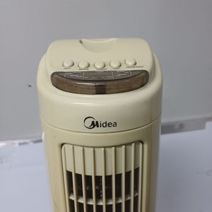 Ventilador de Torre Midea Beige con Múltiples Funciones - imagen 3