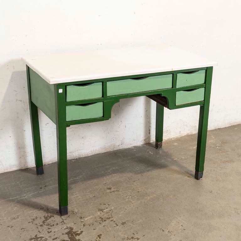 Item 2108735 - Image 0