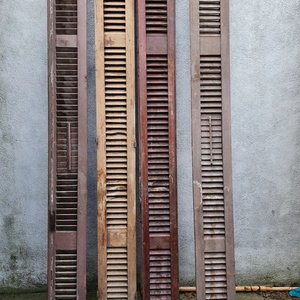 Lote anterior: Celosías de Madera Angostas para Restaurar