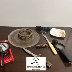 Lote anterior: Lote Variado: Lupa, Cuchillo, Gafas de Sol y Más