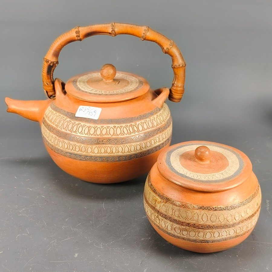 Item 18760 - Image 0