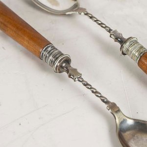 Juego de 2 Piezas de Servir Inglesas de Plata y Madera - imagen 2