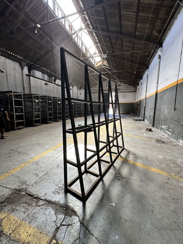 Item 904338 - Image 1