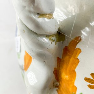 Jarra en ceramica española blanca floral 32 cm (asa fisurada) - imagen 4