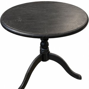 Lote siguiente: Mesa Redonda de Madera Negra - Estilo Clásico