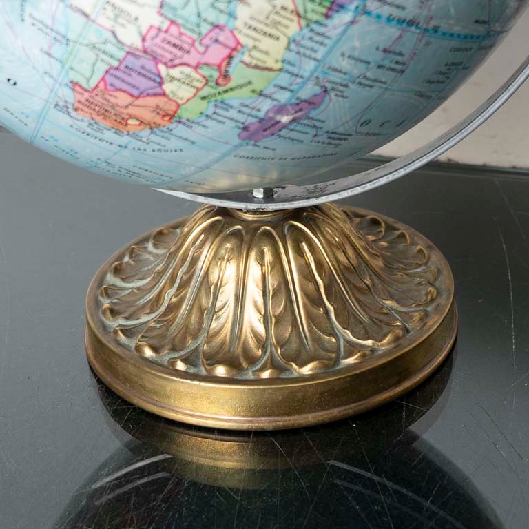 Globo terraqueo con base de bronce - Medidas: 23x30cm - imagen 2