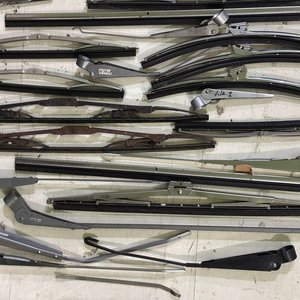 Lote de Escobillas Limpiaparabrisas Variadas para Automóviles - imagen 7