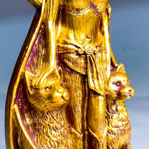 Figura de Freya Diosa Mitológica del Amor con Gatos - 22 cm - imagen 4