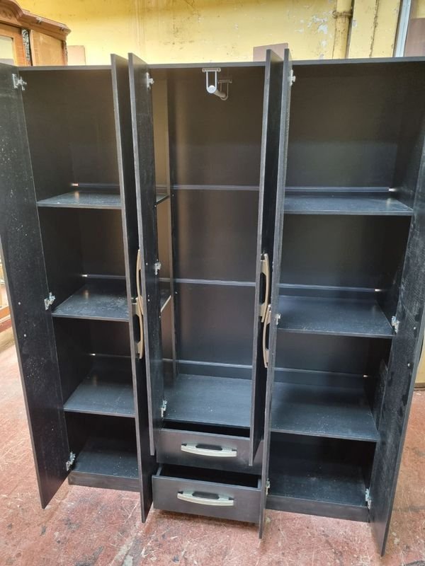 Item 845876 - Image 1