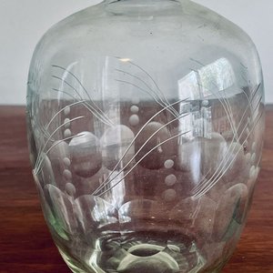Juego Antiguo Botellón de Licor con 12 Copas Talladas - imagen 6
