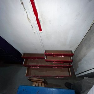 Ropero Blanco y Rojo con 5 Cajones y 2 Puertas - imagen 2