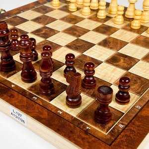 Juego de ajedrez y backgammon completo, tablero madera 34 x 34 cm - imagen 3