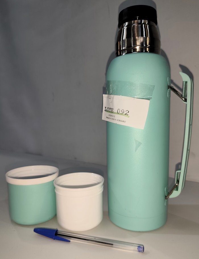 Termo tipo americano, 2 vasos y tapon de doble goma - imagen 2