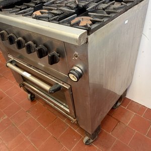 Cocina Industrial a Gas 4 Fuegos con Plancha y Horno - imagen 4