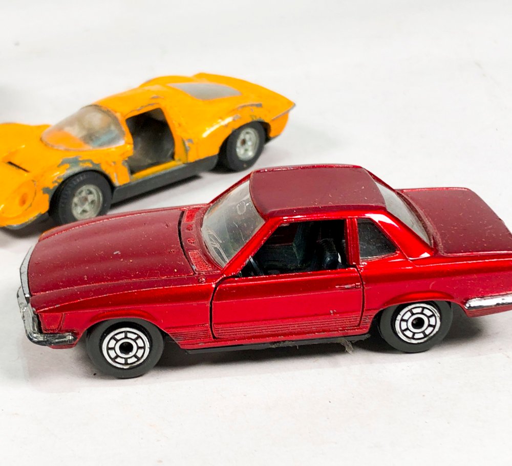Coche Moderno de Colección - imagen 2