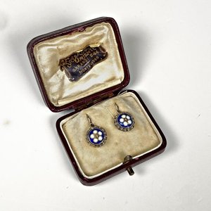 Par de caravanas de plata y esmalte con estuche - imagen 1