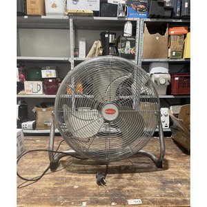 Lote siguiente: Ventilador Maxell Industrial Metálico