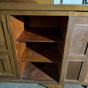 Mueble Aparador Laqueado en Madera Maciza con Estantes y Cajones - imagen 8