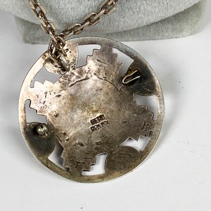 Cadena y Colgante de Plata con Figura de Llama en Oro - imagen 4