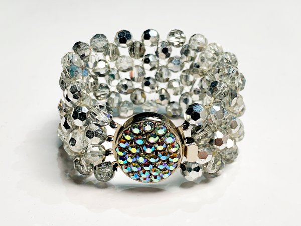 Pulsera con cuentas fantasías y prendedor con piedritas - imagen 2