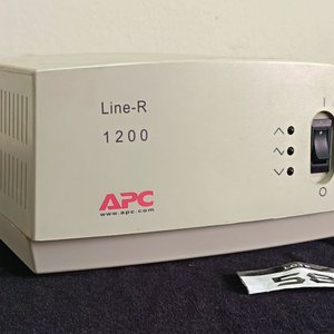 Lote anterior: Estabilizador de Tensión APC Line-R 1200VA