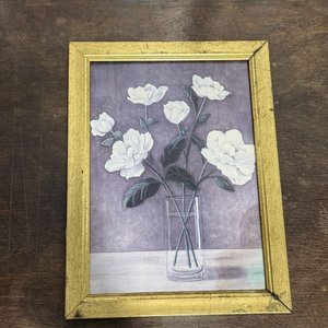 Lote de 3 Cuadros Decorativos con Flores Blancas y Marcos Dorados - imagen 8