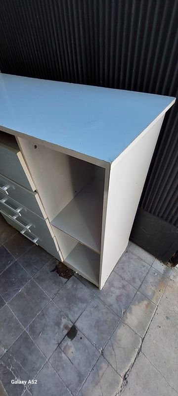 Comoda en buen estado, mueble de almacenamiento - imagen 4