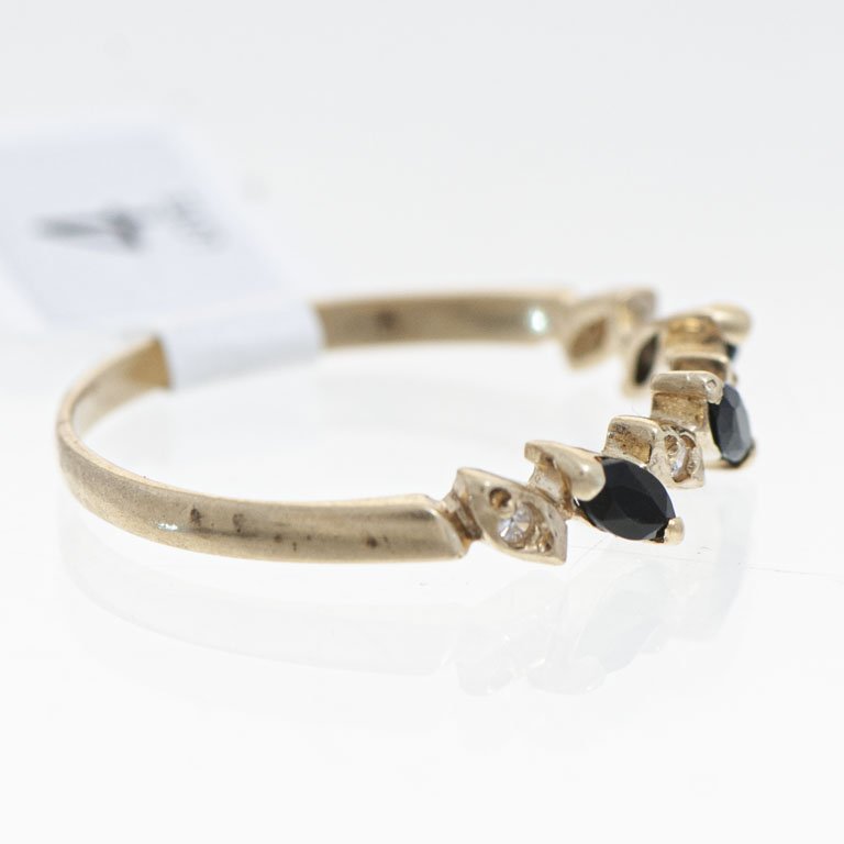 Anillo de oro con zafiros y brillantes - imagen 2