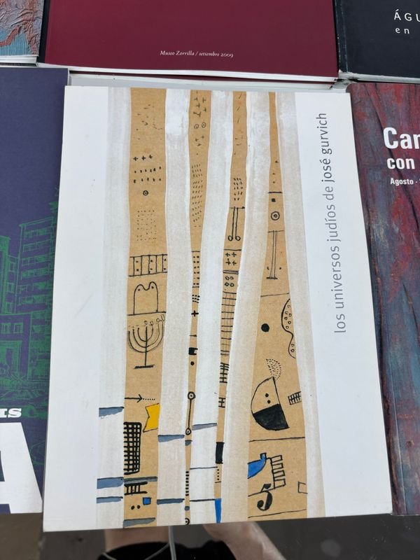 Colección de libros y catálogos de arte contemporáneo uruguayo - imagen 5