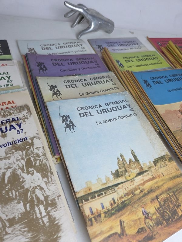 Colección de libros sobre la historia del Uruguay - imagen 3