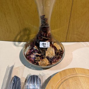 Lote anterior: Decantador de Vidrio con Tabla de Quesos y Cubiertos Bugatti