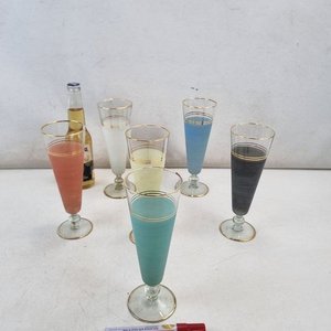 L 272 - Set De 6 Piezas - Atractivo set de copas de vidrio con pie, decoración de color degradé y bordes dorados (Altura 16cm) - imagen 2