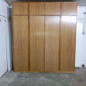 Lote anterior: Placard de Dormitorio con 8 Puertas y Alzada Desmontable