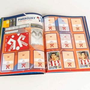 Álbum de figuritas Copa América Chile 2015 de tapa dura colección PANINI vacío. - imagen 2