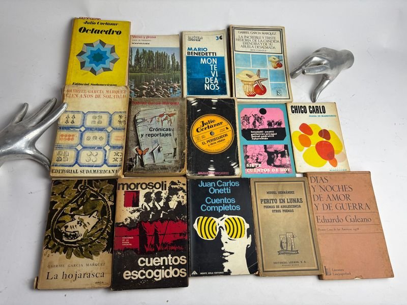 Lote siguiente: Colección de libros en español de autores latinoamericanos