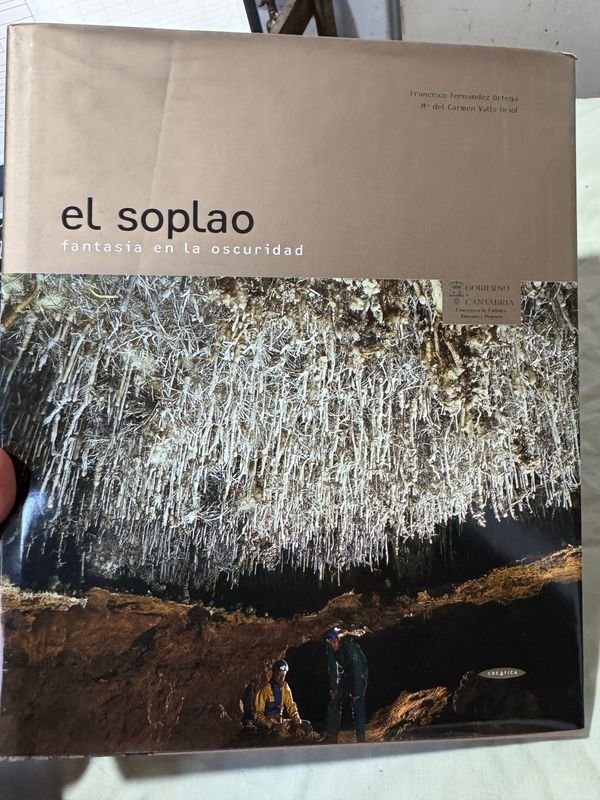 Lote siguiente: Libro de Fantasía: El Soplao