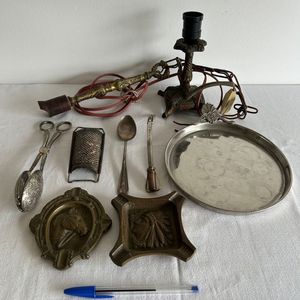 ¡Descubre la Colección de Oro! Artículos de Aluminio, Bronce, Loza Inglesa y más en una sola subasta