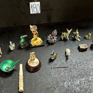 Lote de 15 Mini Adornos Antiguos: Porcelana, Yeso y Loza - imagen 2