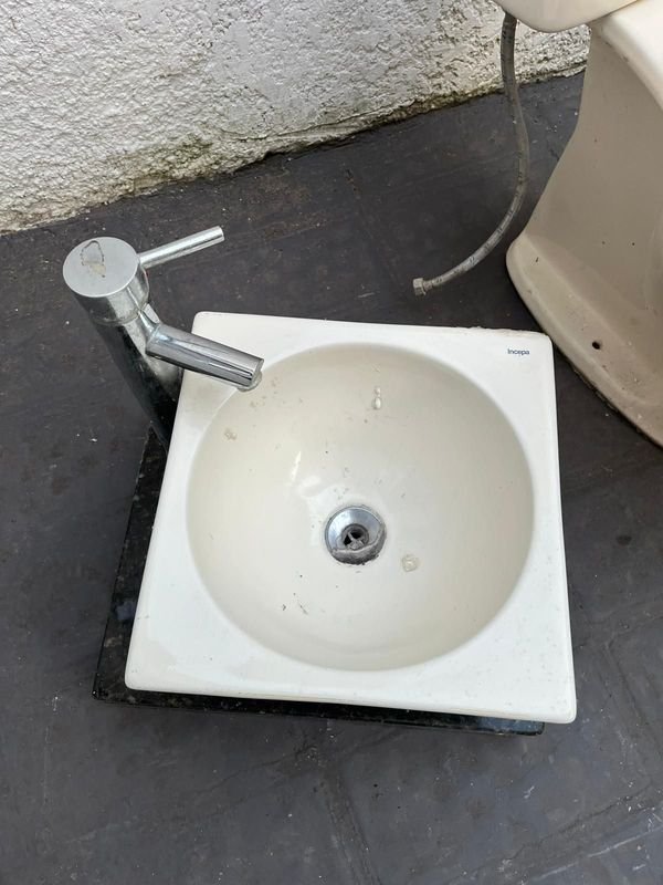 Juego de baño completo con bidet y sistema mochila - imagen 3