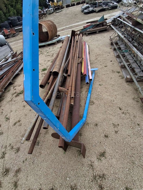 Lote de Tubos y Estructuras Metálicas Variadas