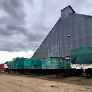 Lote de Acoplados y Semirremolques Cubiertos - imagen 2
