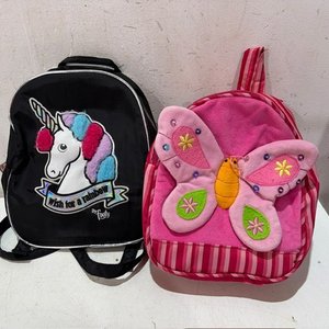 Lote anterior: Set de 2 Mochilas Infantiles: Unicornio y Mariposa