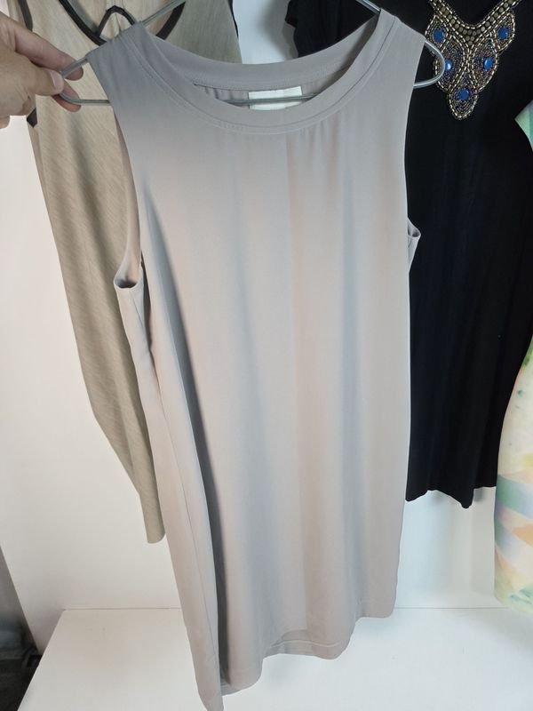 Item 829670 - Image 2