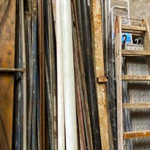Lote anterior: Lote de 12 Caños Metálicos y de PVC de Varios Diámetros y Largos